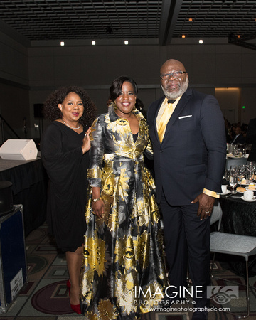 TD Jakes, Wife (left) and NAACP Chair ob BOD Roslyn Brock